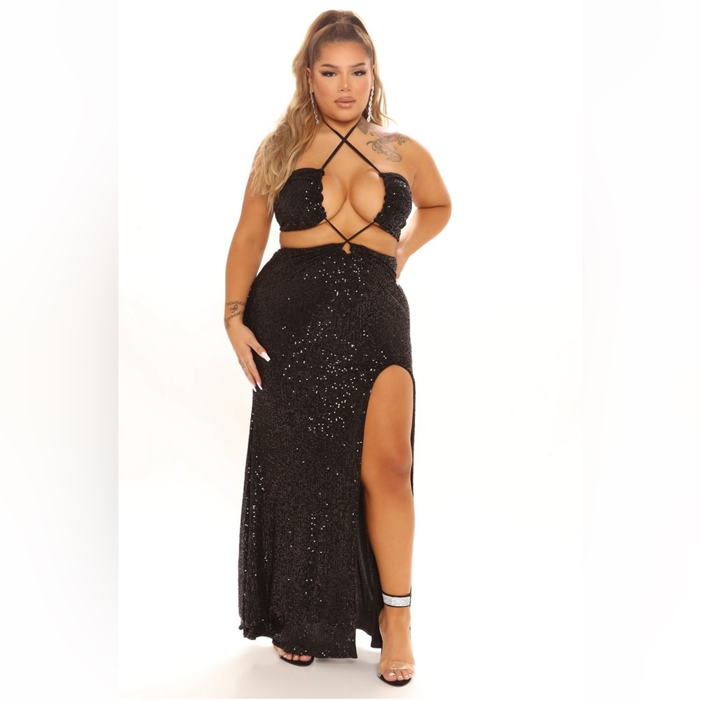 Fashion Nova - Endless Night Sequin Maxi Dress 🖤
